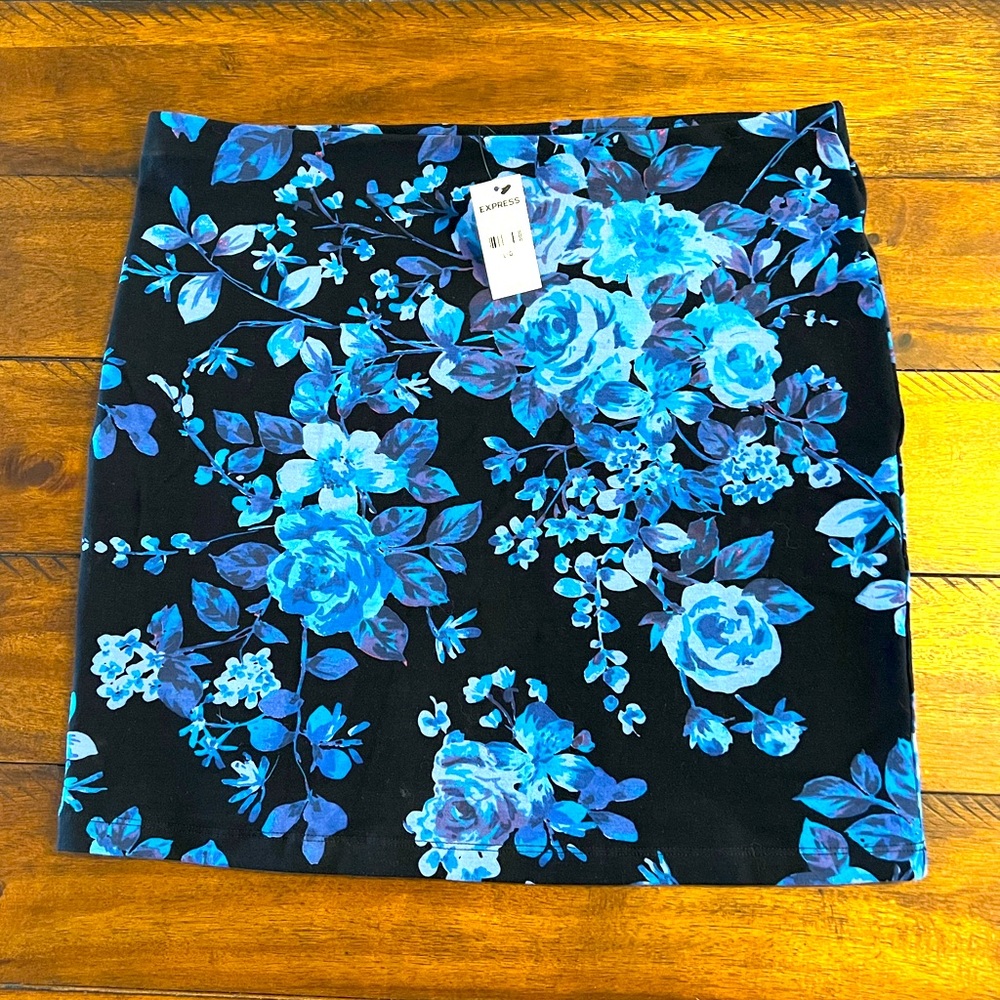 Express Floral Mini Skirt - Large